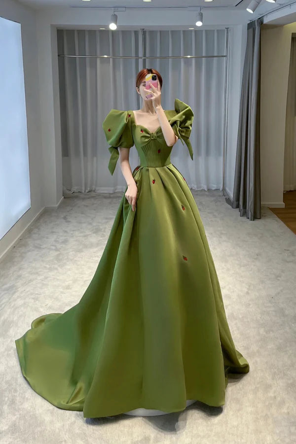 Wholesale Green Satin Long Prom Dress with Strawberry Decal Lovely Puff Sleeve Evening Dress